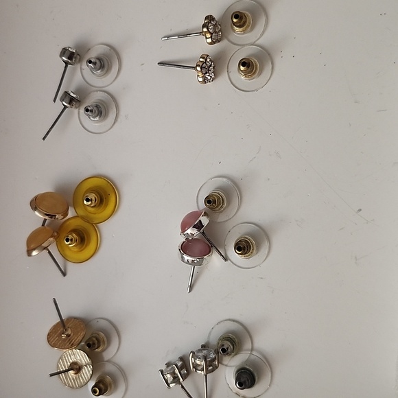 🔥6 Pairs Assorted Stud Earrings, Set #3 - Picture 3 of 10